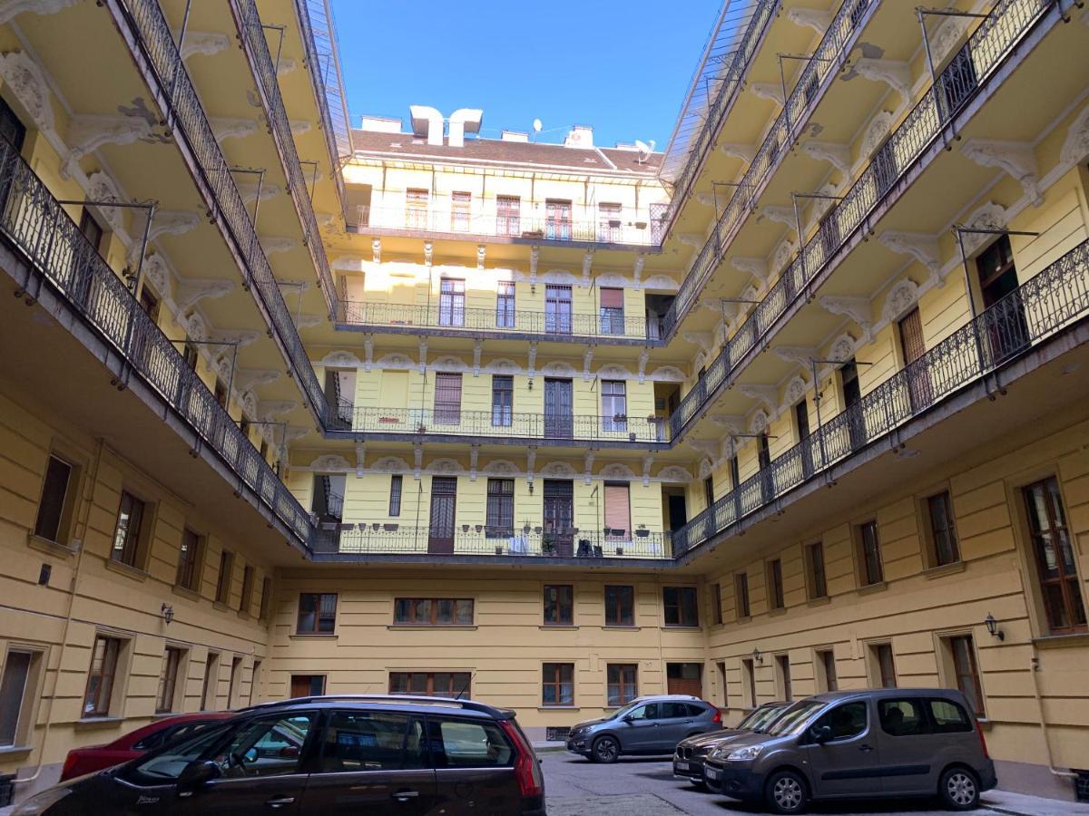 H & A Suite Synagogue Budapeste Exterior foto